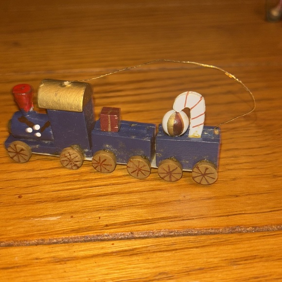 Four 4 piece bundle vintage Christmas ornaments - Picture 5 of 11